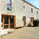 Hotel Restaurant Le Clos De L 'ancien Pressoir 3*