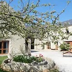 Restaurant Le Clos De L 'ancien Pressoir Commes