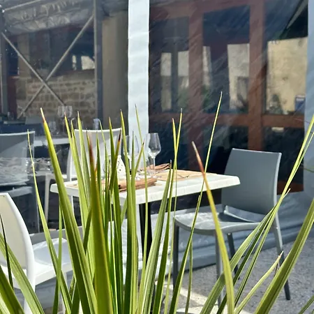 Hotel Restaurant Le Clos De L 'ancien Pressoir 3*