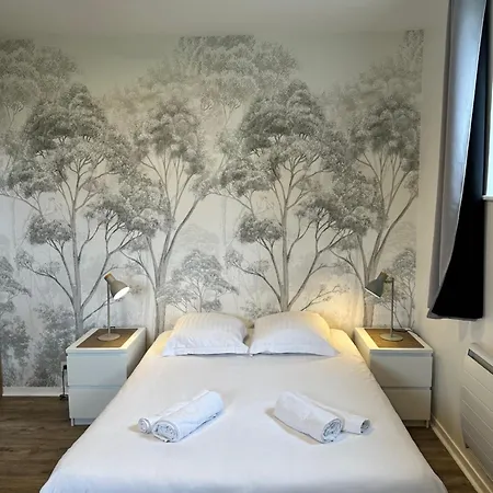 Hotel Restaurant Le Clos De L 'ancien Pressoir 3*