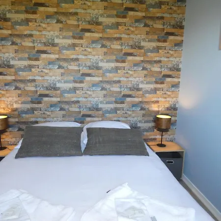 Restaurant Le Clos De L 'ancien Pressoir Hotel Commes