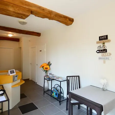 Restaurant Le Clos De L 'ancien Pressoir Hotell 3*