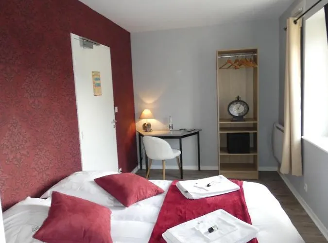 Hotel Restaurant Le Clos De L 'ancien Pressoir 3*