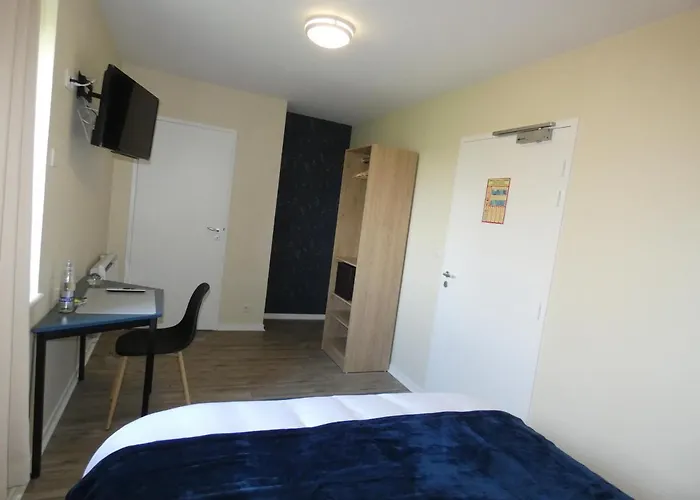 Hotel Restaurant Le Clos De L 'ancien Pressoir Commes