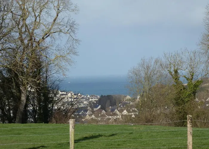 Otel Restaurant Le Clos De L 'ancien Pressoir Commes