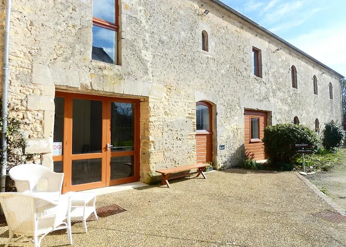 Hotel Restaurant Le Clos De L 'ancien Pressoir 3*