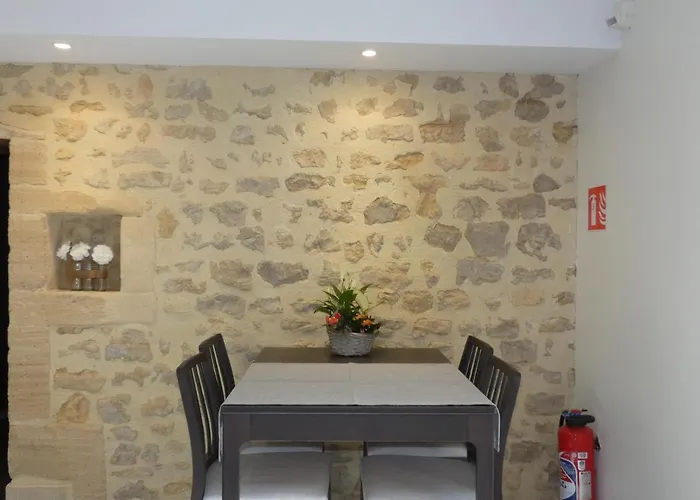 Restaurant Le Clos De L 'ancien Pressoir Commes