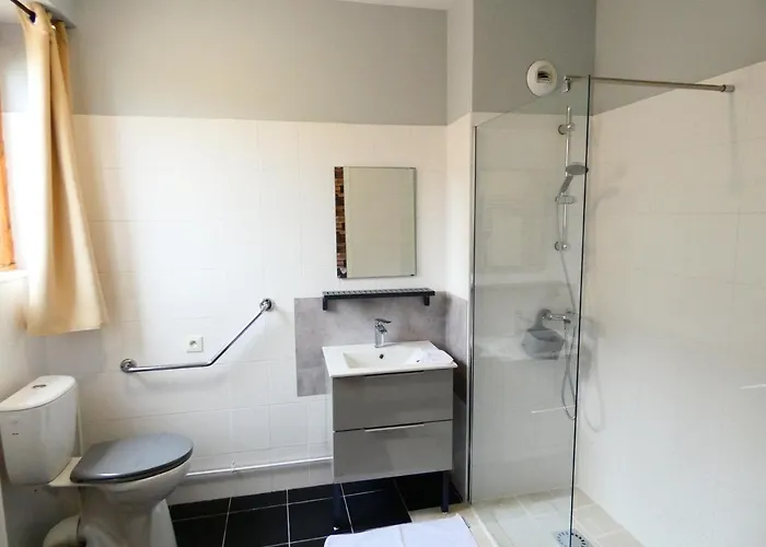 Restaurant Le Clos De L 'ancien Pressoir Hotel Commes